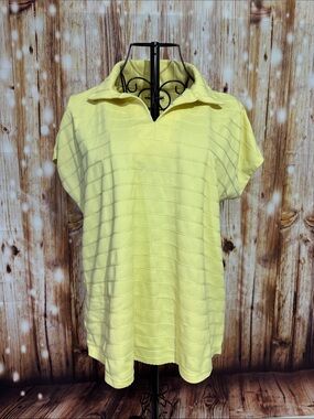 Coral Bay Yellow Short Sleeve Collared Knit Top